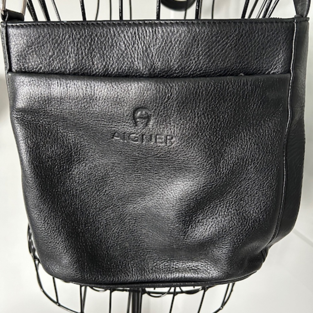 Etienne Aigner Black Leather Crossbody Purse